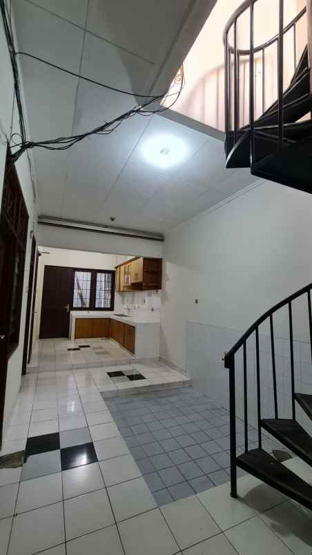 dijual rumah cipete selatan cilandak