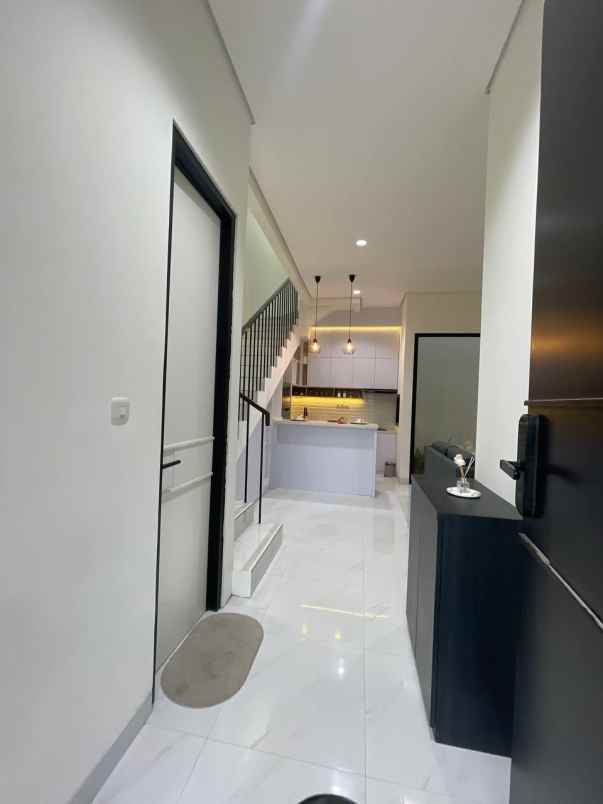 dijual rumah cirendeu ciputat timur