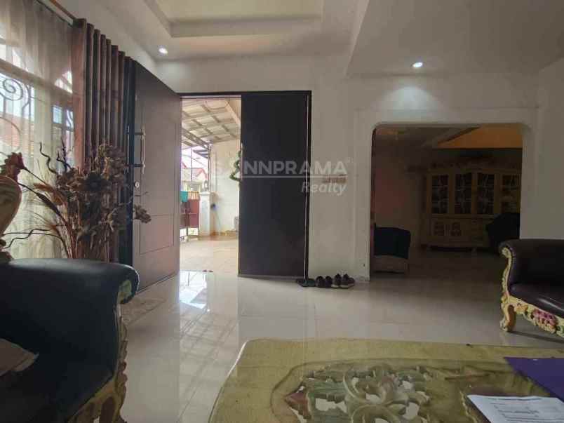 dijual rumah cisalak