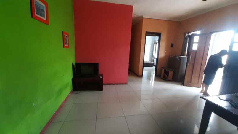 dijual rumah cisaranten kulon arcamanik