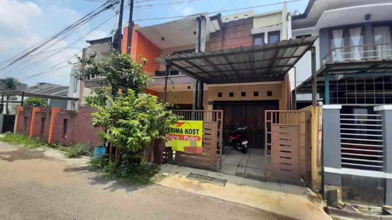 dijual rumah cisaranten kulon arcamanik