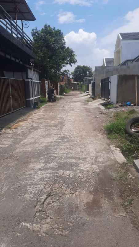 dijual rumah cisaranten kulon arcamanik