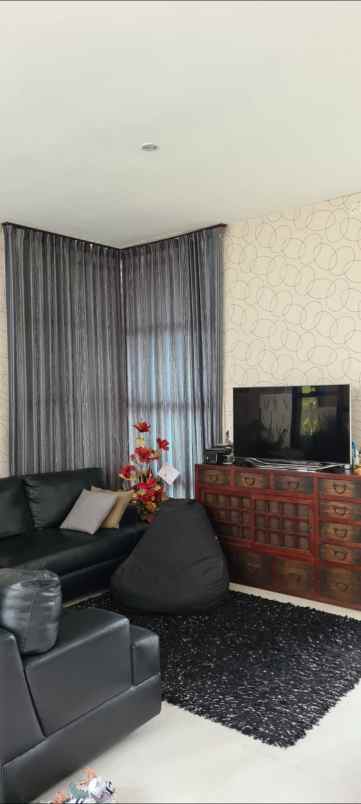 dijual rumah citraland alam hijau