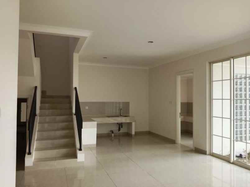 dijual rumah cluster anapuri podomoro