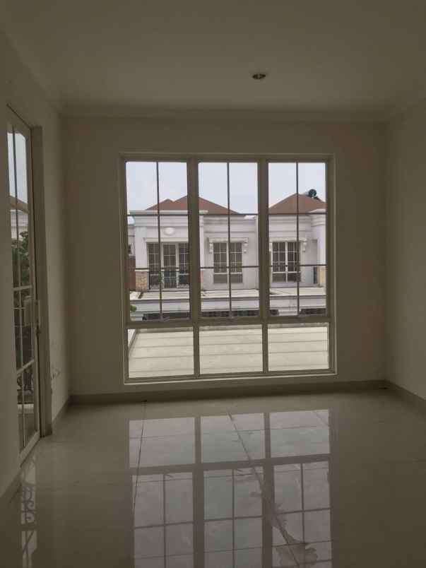 dijual rumah cluster anapuri podomoro