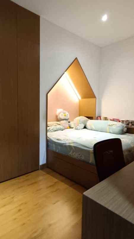 dijual rumah cluster asera one south