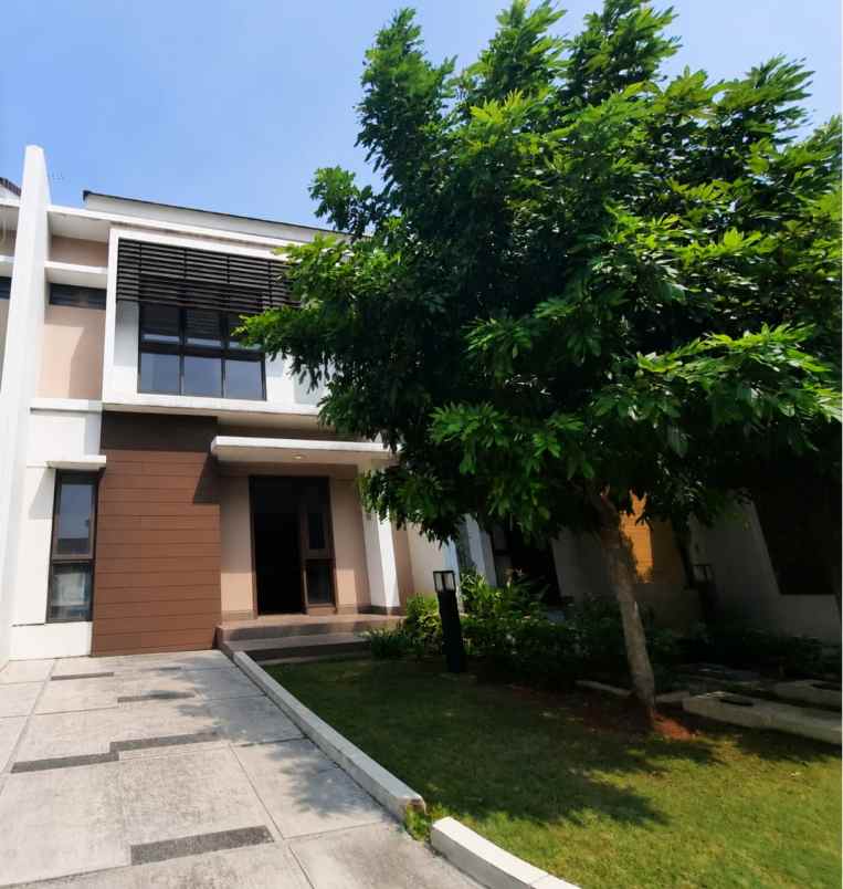 dijual rumah cluster burgundy