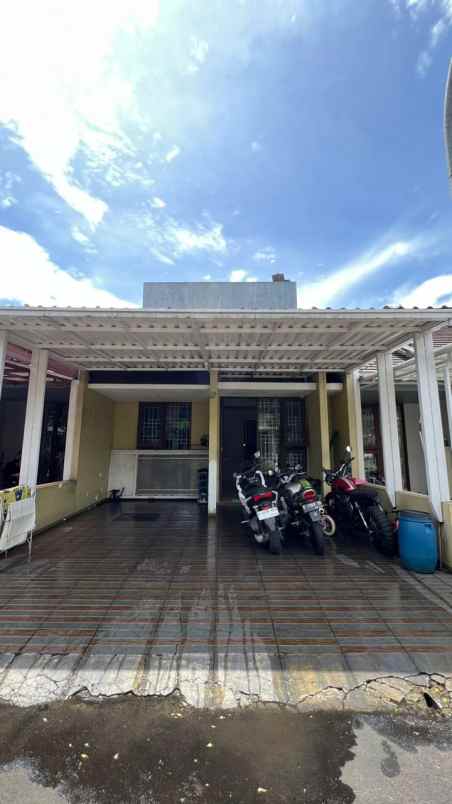 dijual rumah cluster cherryfield