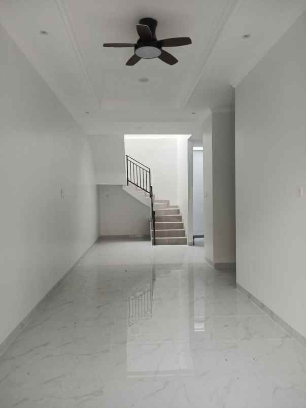 dijual rumah cluster ifolia kota