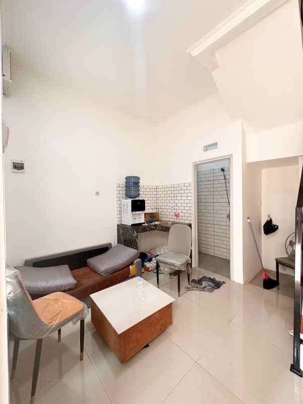 dijual rumah condet batu ampar kramatjati