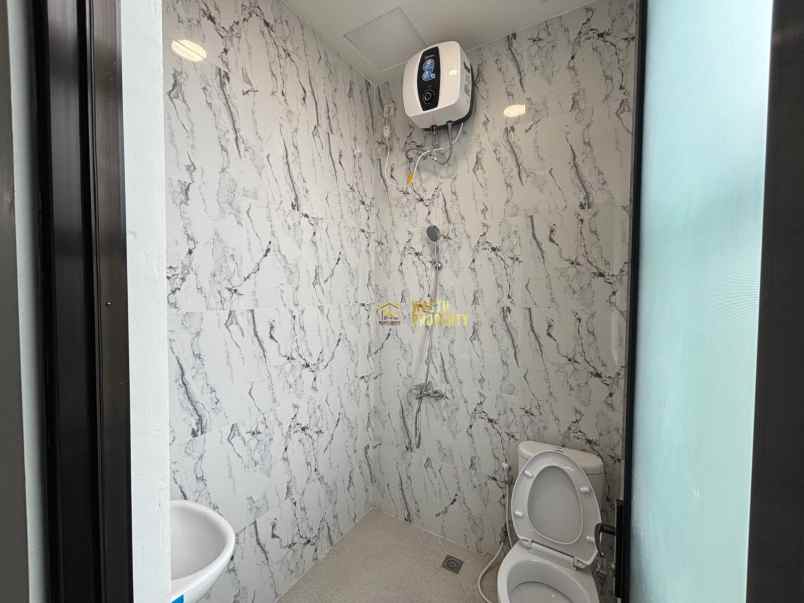 dijual rumah condongcatur