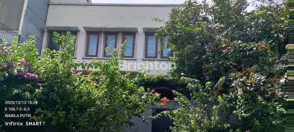 dijual rumah cozy di giri loka bsd tangerang