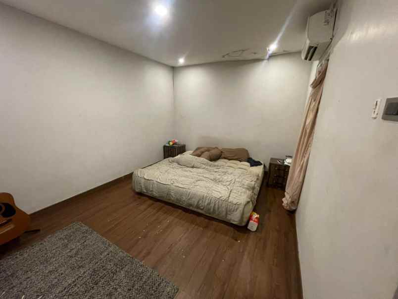 dijual rumah di citra gran cibubur