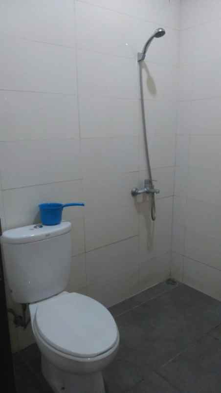 dijual rumah di discovery terra bintaro jaya