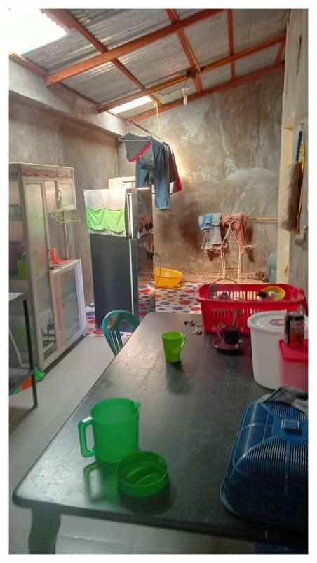 dijual rumah di jalan uka kota pekanbaru 185 juta