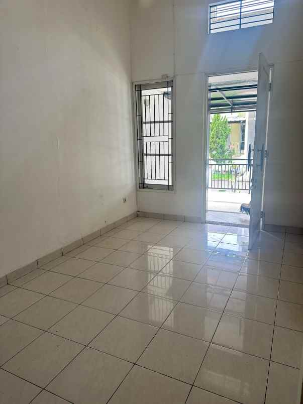 dijual rumah di legenda wisata