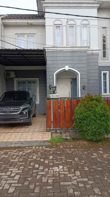 dijual rumah di perumahan harvest city