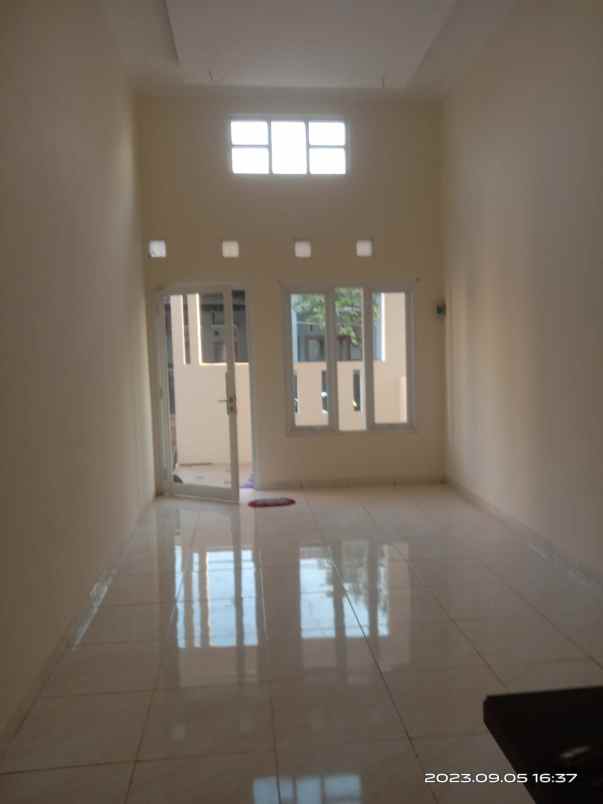 dijual rumah di sawah besar semarang