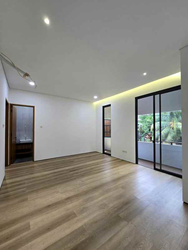 dijual rumah duren sawit jaktim