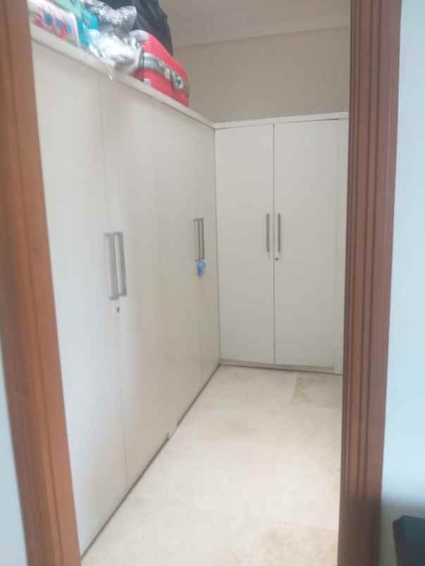 dijual rumah duren tiga