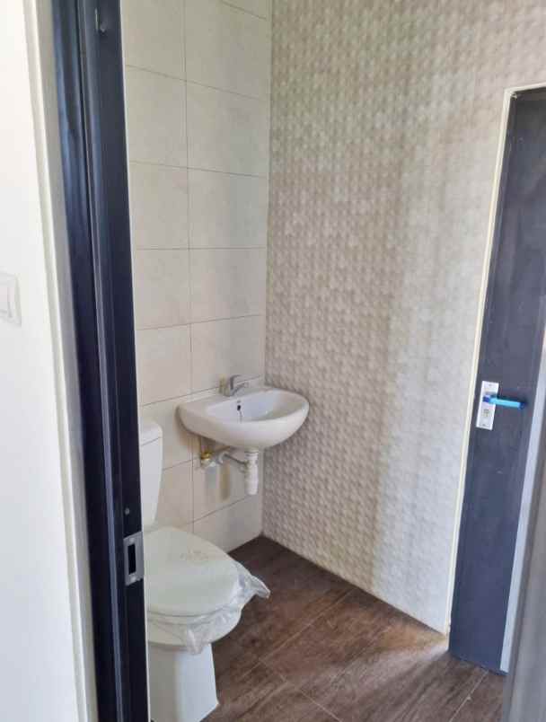 dijual rumah duren tiga kali bata