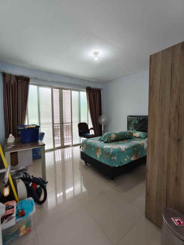 dijual rumah forest mansion