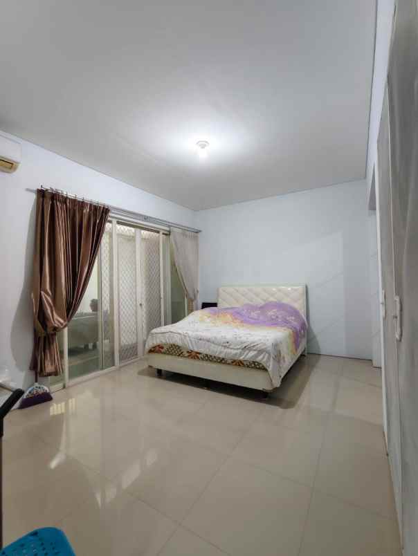 dijual rumah forest mansion