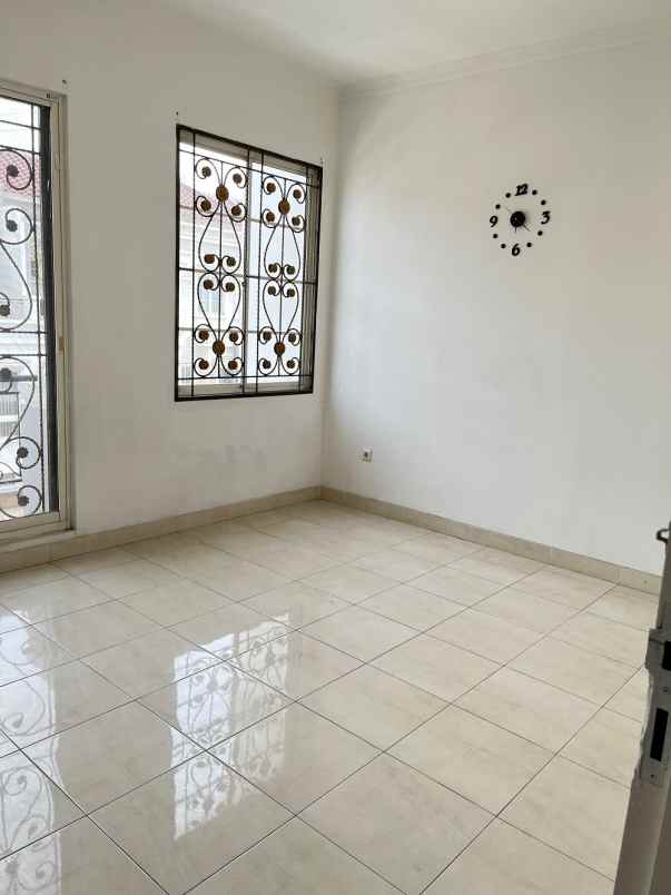 dijual rumah gading grande kelapa gading