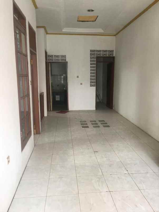 dijual rumah gading pratama
