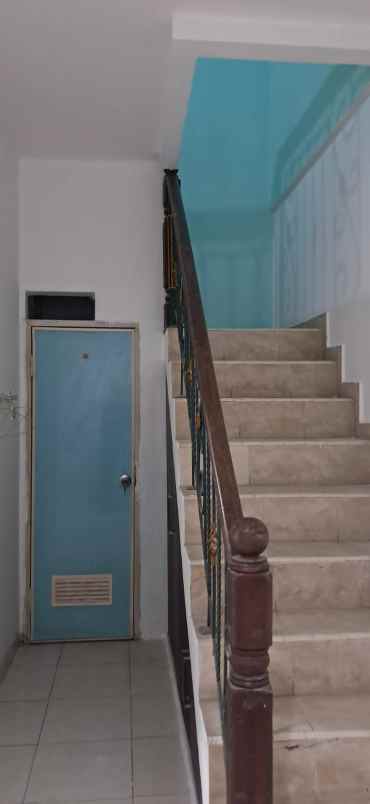 dijual rumah galaxy
