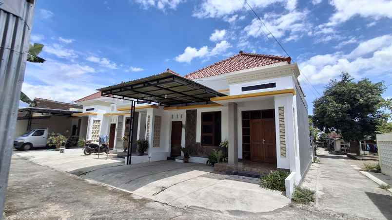 dijual rumah gayamprit klaten selatan
