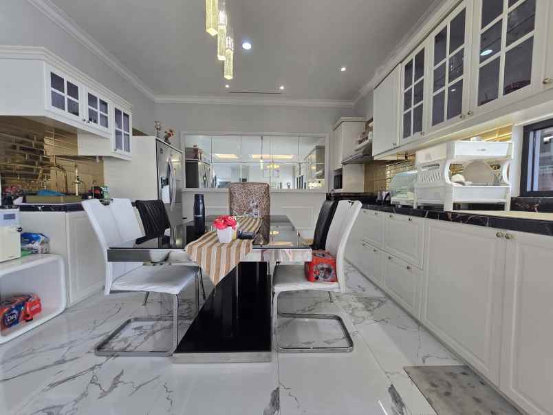 dijual rumah gerlong