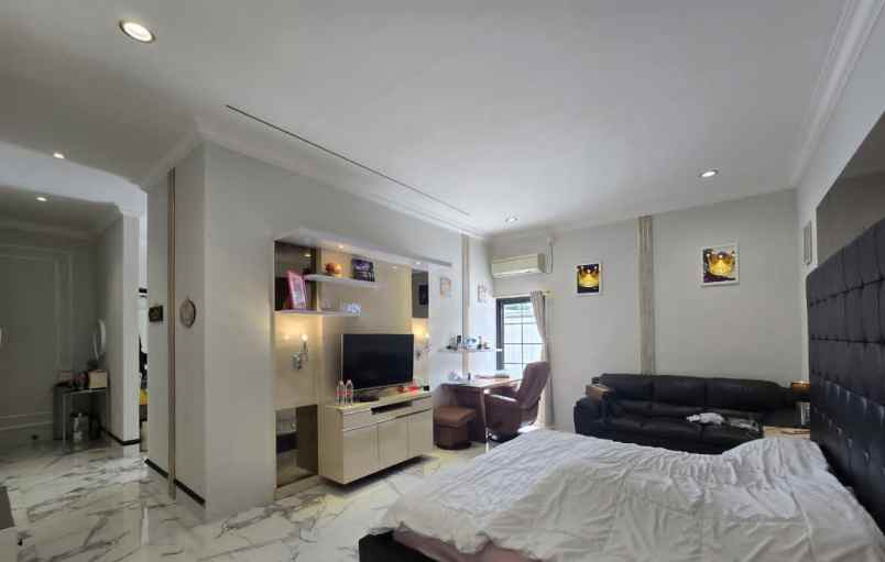 dijual rumah gerlong