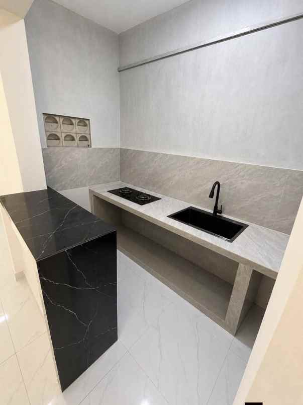 dijual rumah graha citalang permai