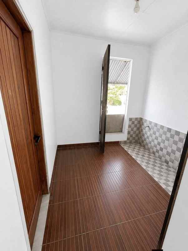 dijual rumah graha citalang permai