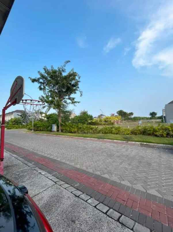 dijual rumah grand island pakuwon city