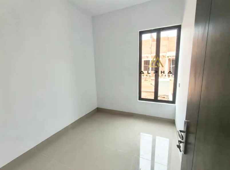 dijual rumah grand mansion