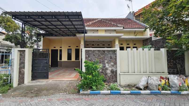 dijual rumah griya kebraon