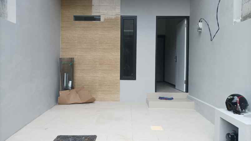 dijual rumah gunung anyar emas