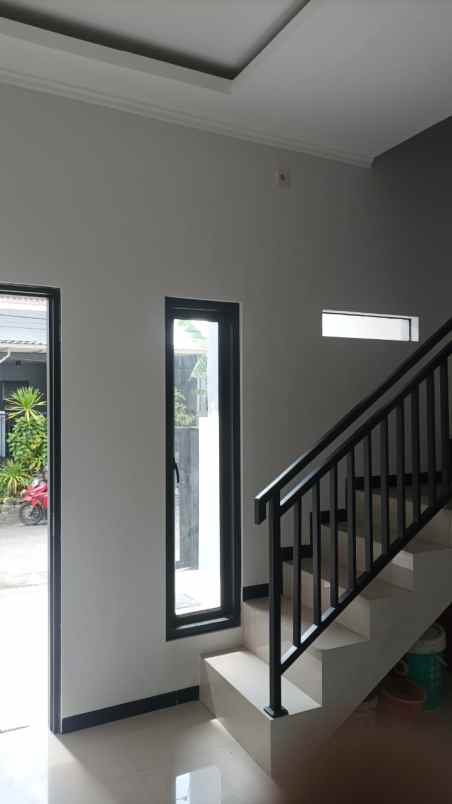 dijual rumah gunung anyar emas