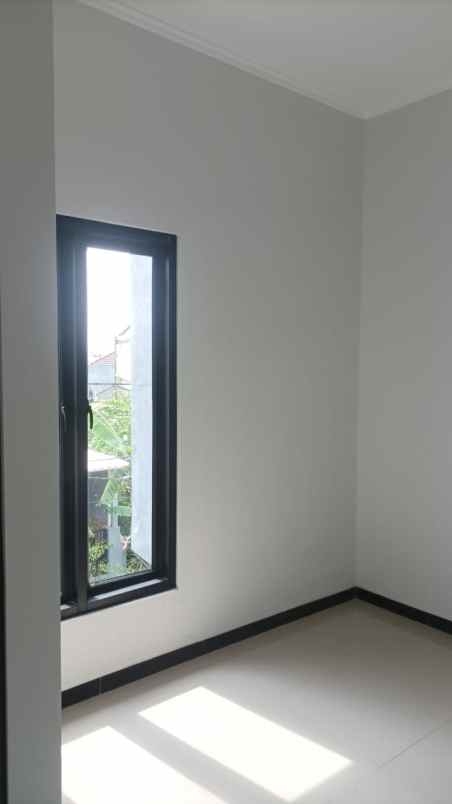 dijual rumah gunung anyar emas