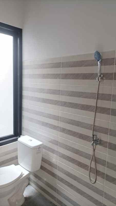 dijual rumah gunung anyar emas