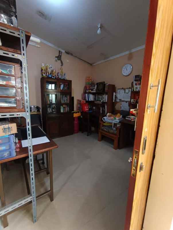 dijual rumah hook di perum pesona ciseureuh purwakarta