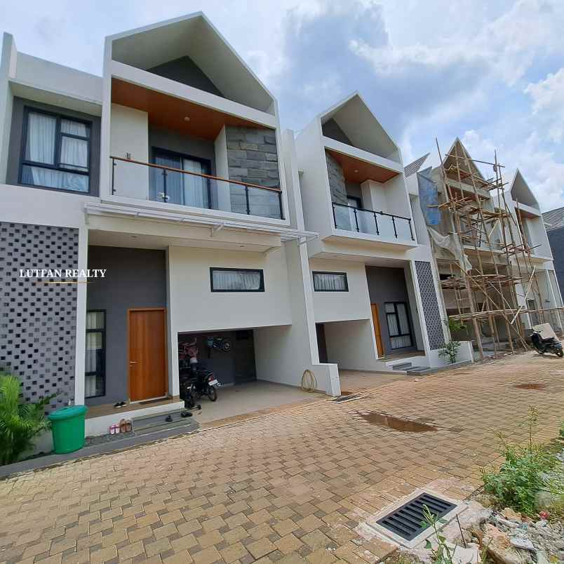 dijual rumah jagakarsa