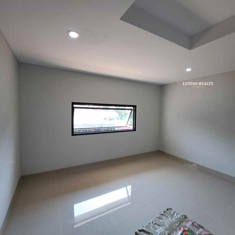 dijual rumah jagakarsa