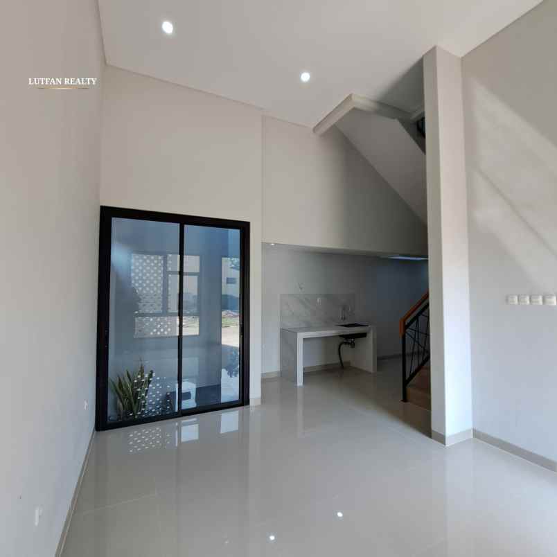 dijual rumah jagakarsa