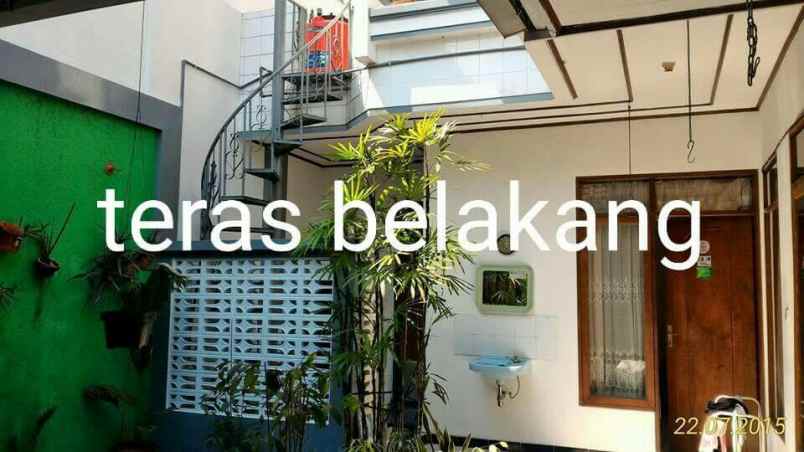 dijual rumah jalan batu indah