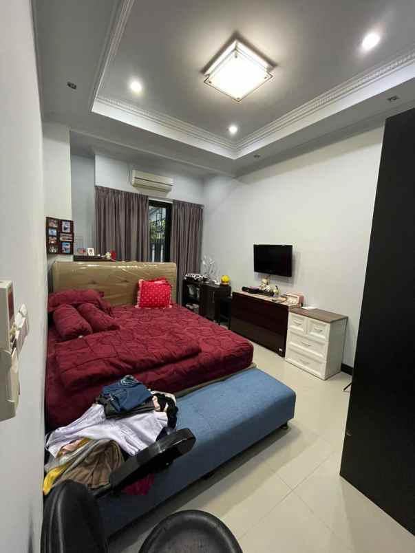 dijual rumah jalan bina husada sunter