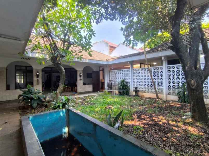dijual rumah jalan cemapak putih tengah