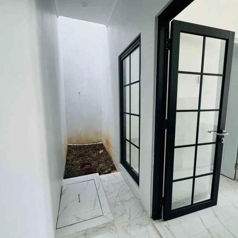 dijual rumah jalan pondok terong